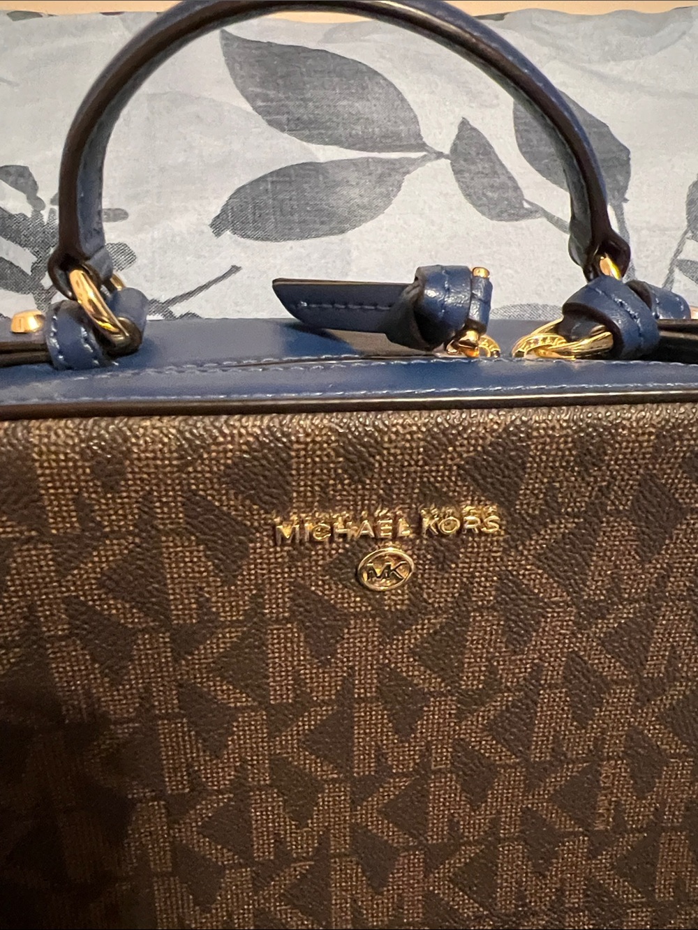 Michael Kors Brown Signature Box Crossbody with Blue Strap - Picture 2 of 7